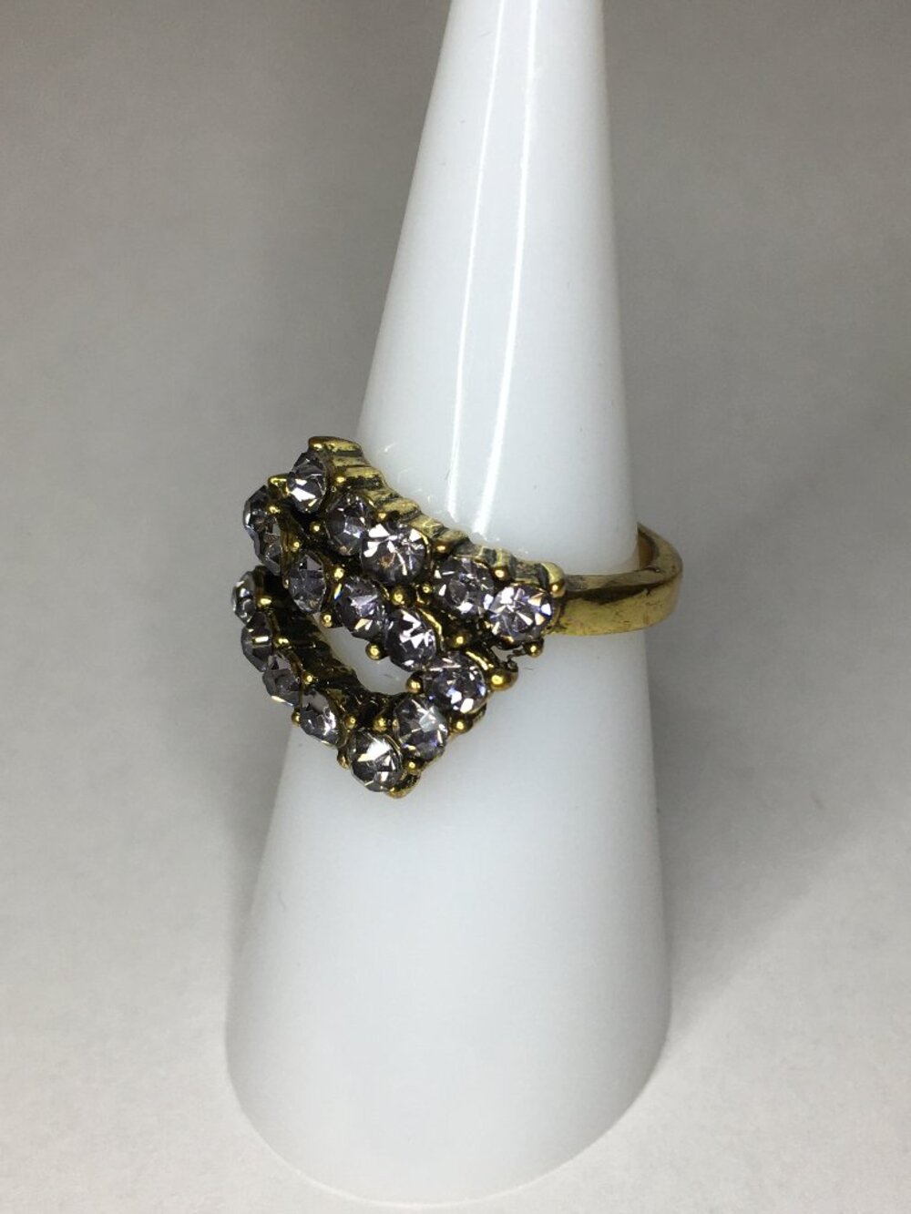 NEW Gold Band Multiple Dark Gray Rhinestones Jewelry Ring